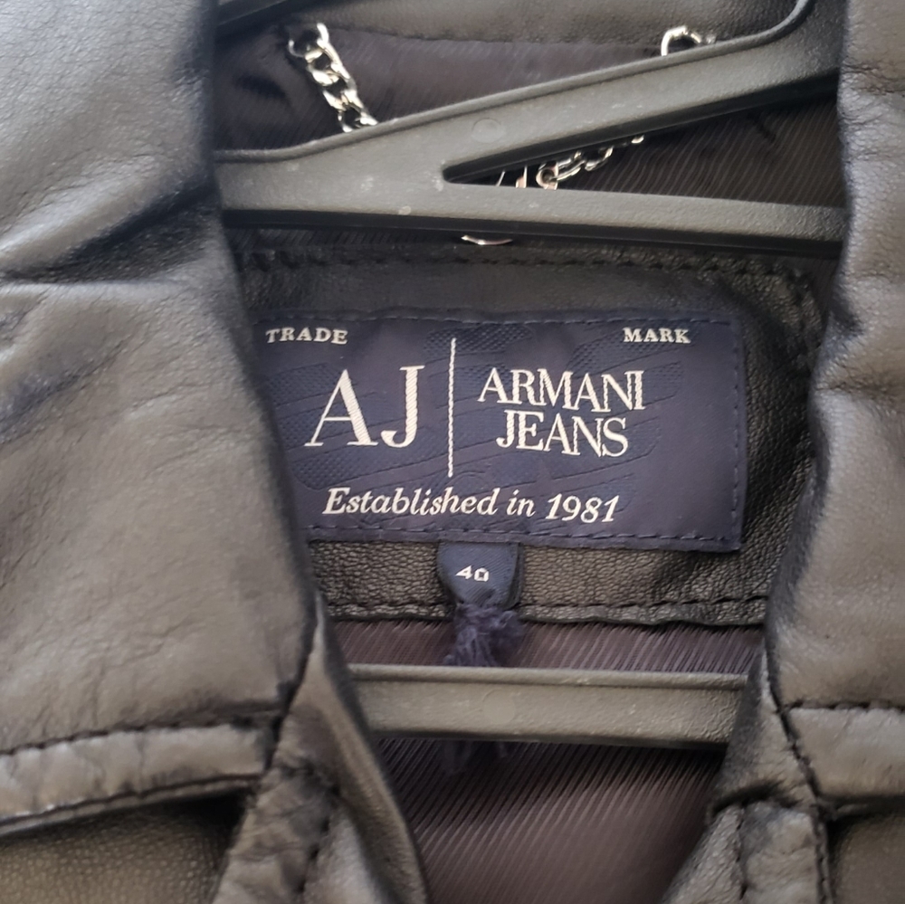 Jacket - Picture 3 of 6